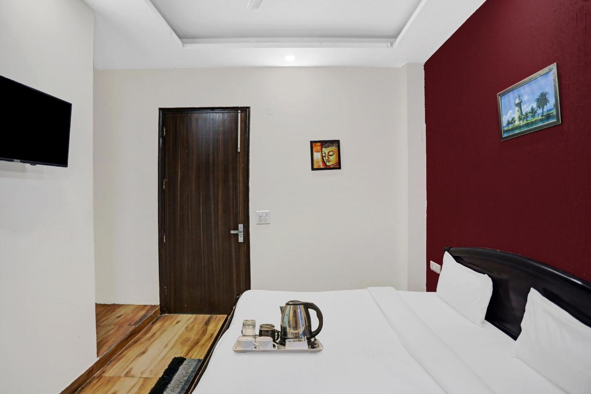 Hotel O Soho.O Ноида Екстериор снимка
