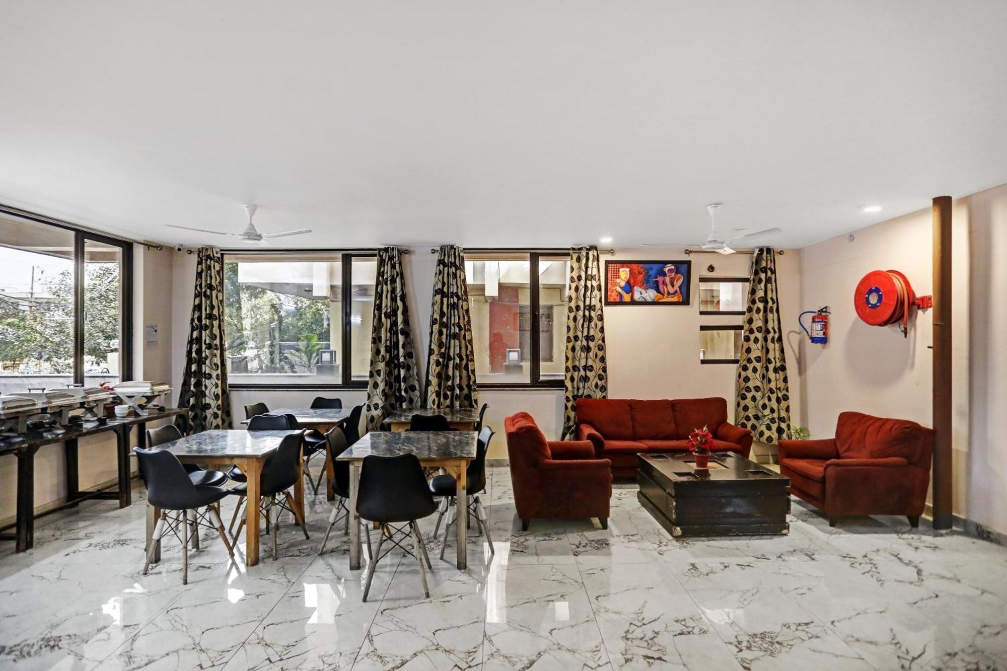 Hotel O Soho.O Ноида Екстериор снимка