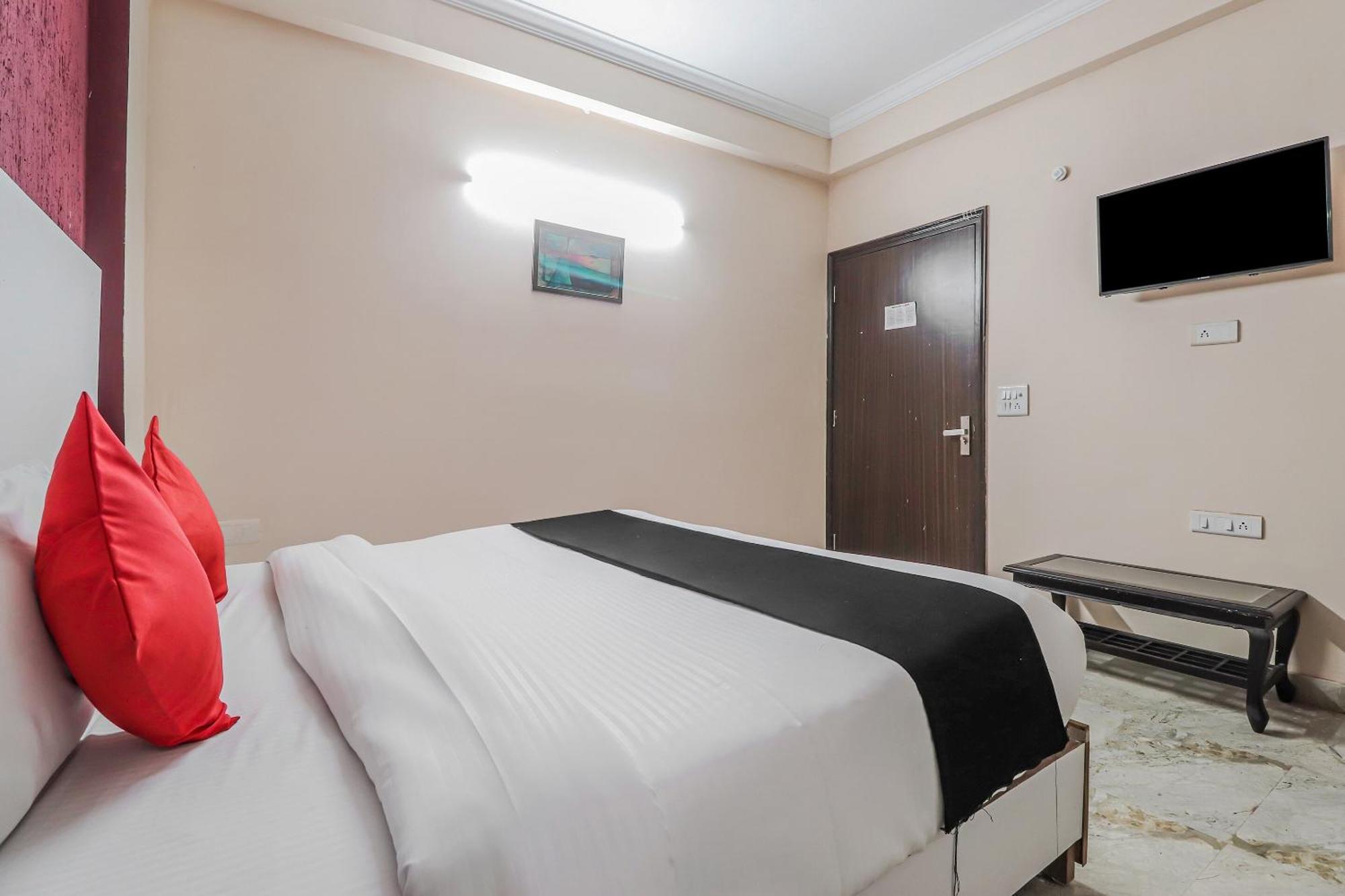Hotel O Soho.O Ноида Екстериор снимка